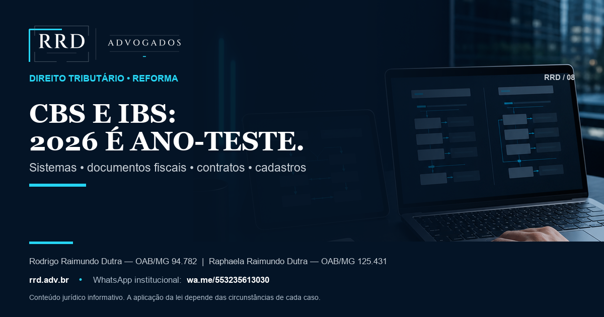Computadores exibem fluxos fiscais genéricos em imagem editorial sobre CBS e IBS em 2026.